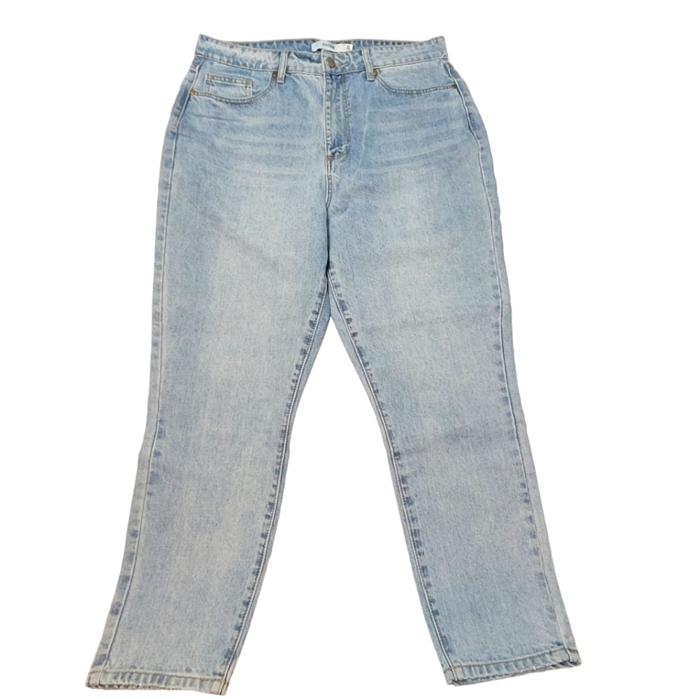 Just Fab High Rise Straight Light Wash Jeans Size 33